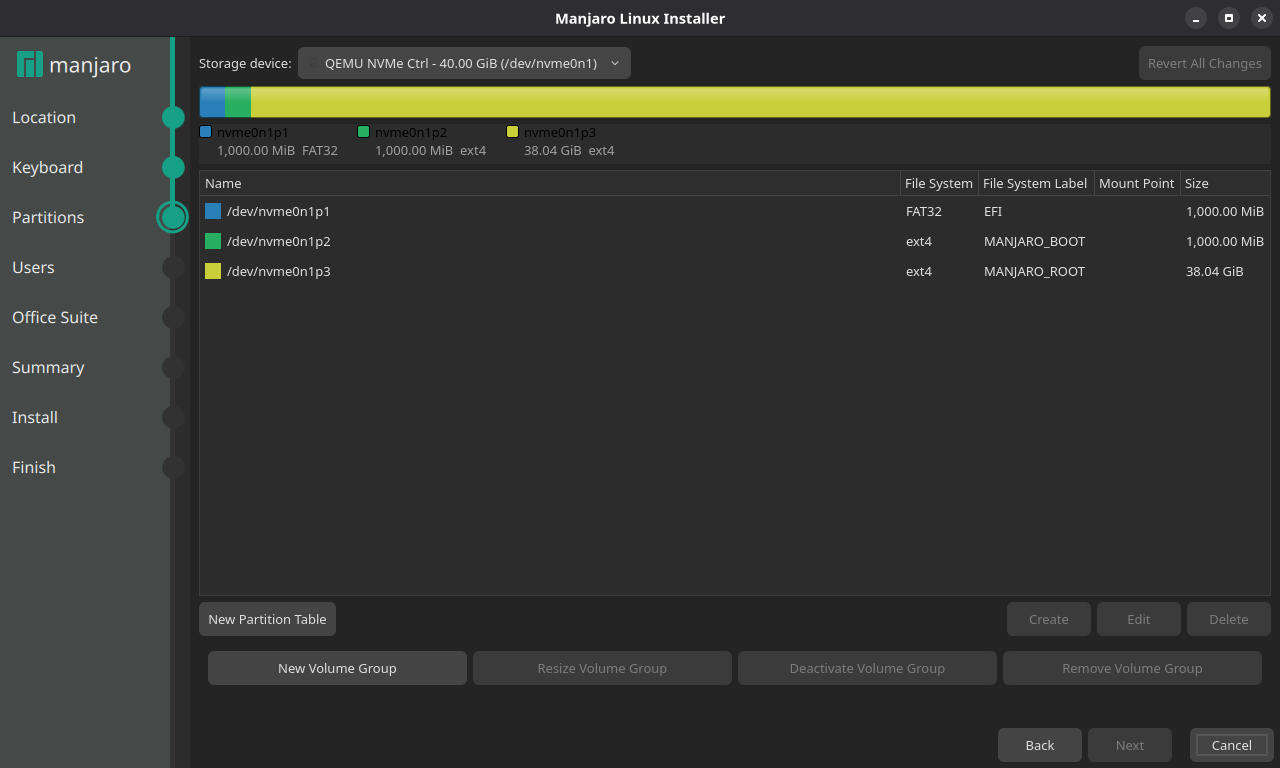 Calamares Partitionsliste zeigt nvme0n1p3 als ext4 mit Label MANJARO_ROOT